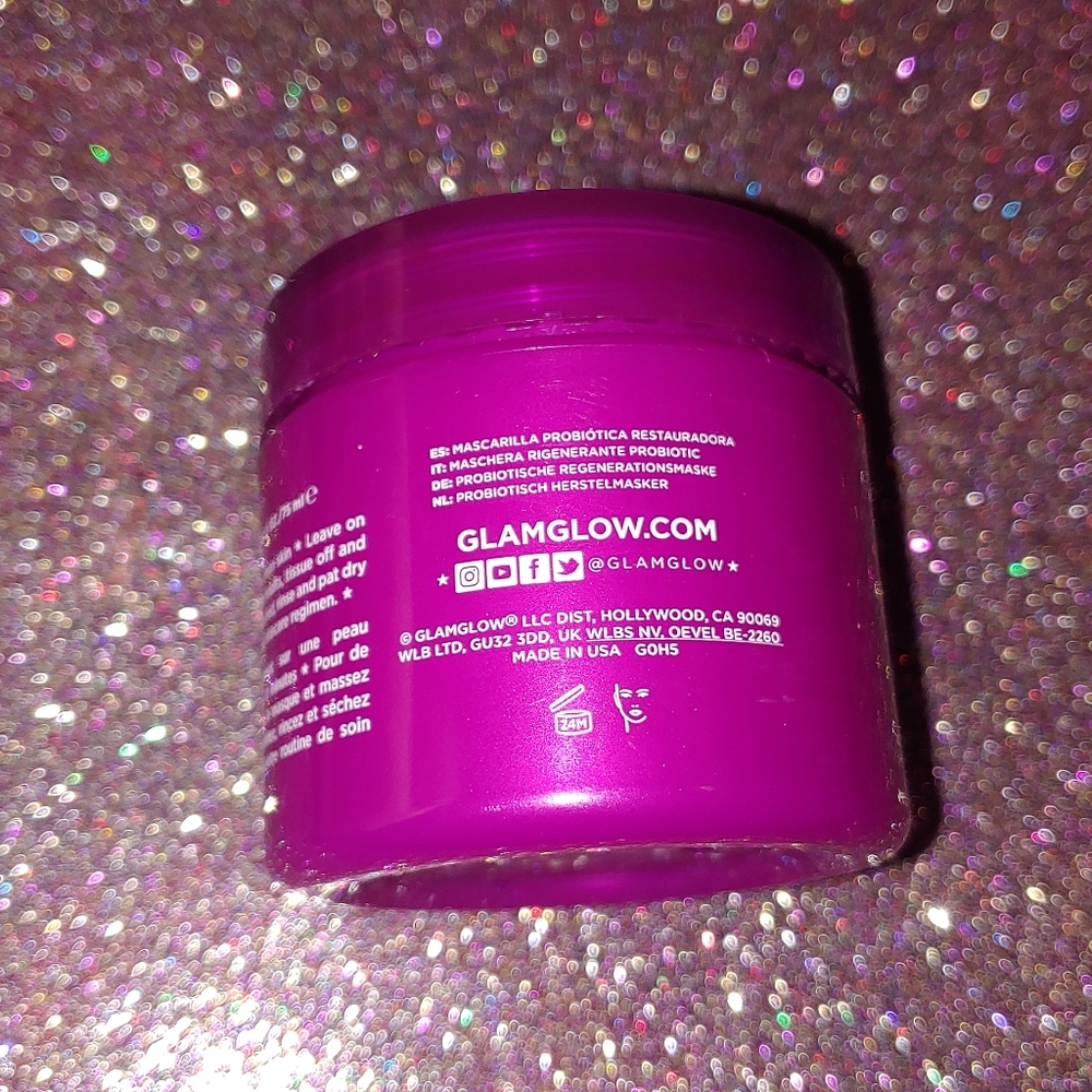 BERRYGLOW Probiotic Recovery Mask GLAMGLOW - Picture 4 of 4